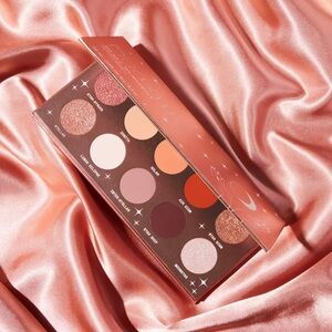 NEW- Item Beauty In My Element Eyeshadow Palette